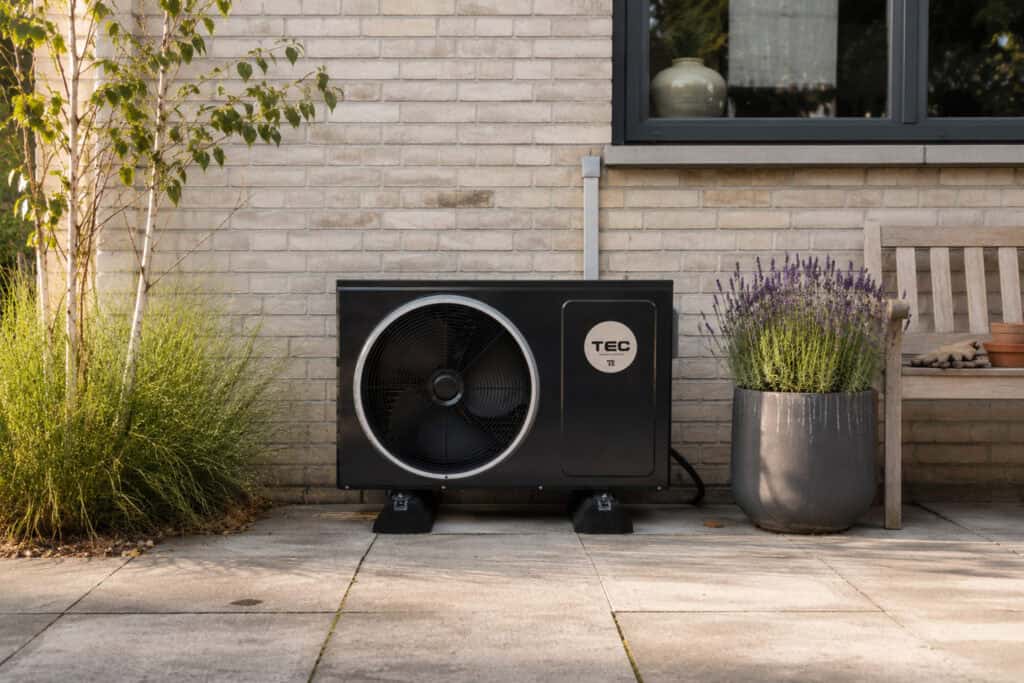 TEC RS04 all-electric warmtepomp met tapwaterboiler voor compacte woningen