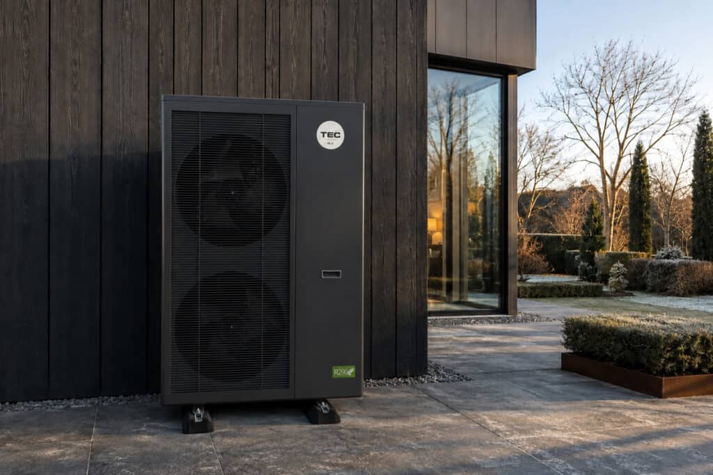 TEC HS22 all-electric warmtepomp met tapwaterboiler voor grote woningen en kleine utiliteit